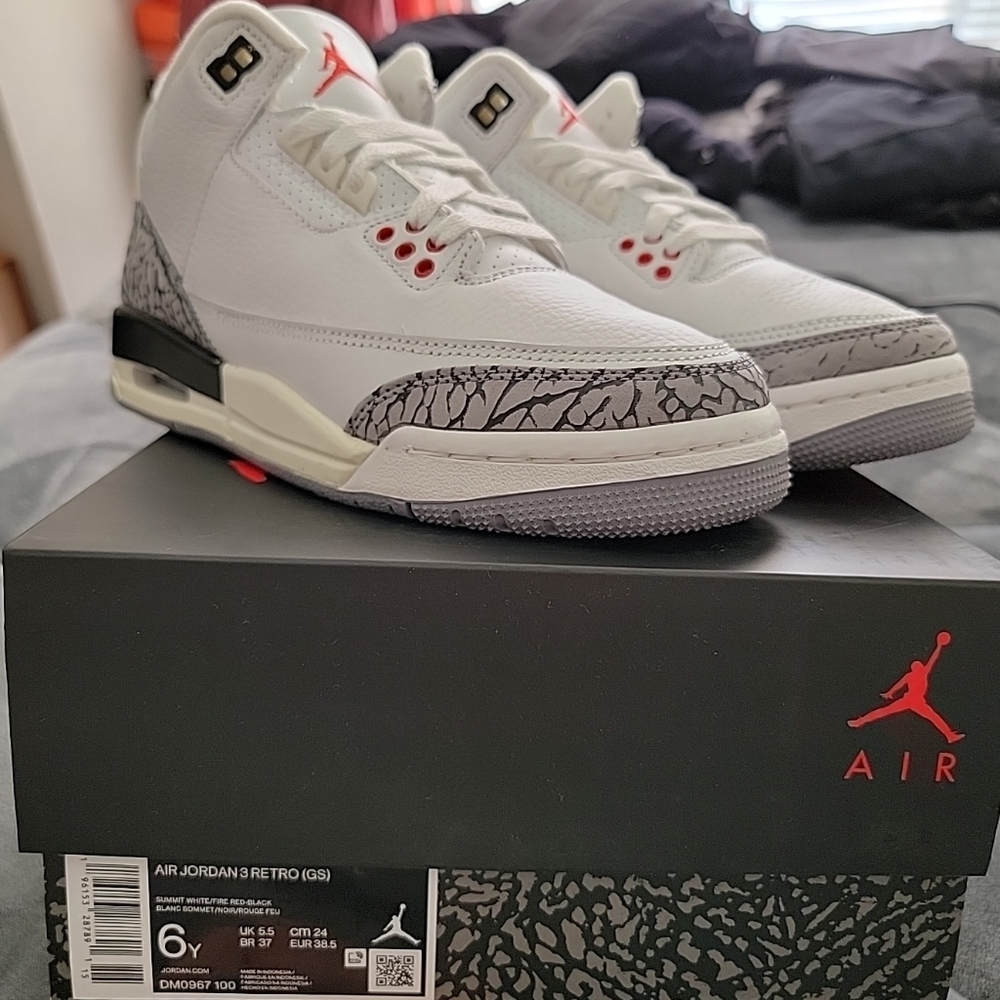 Air Jordan 3 Retro White Cement Reimagined (GS) Size 6Y Style  DM0967-100